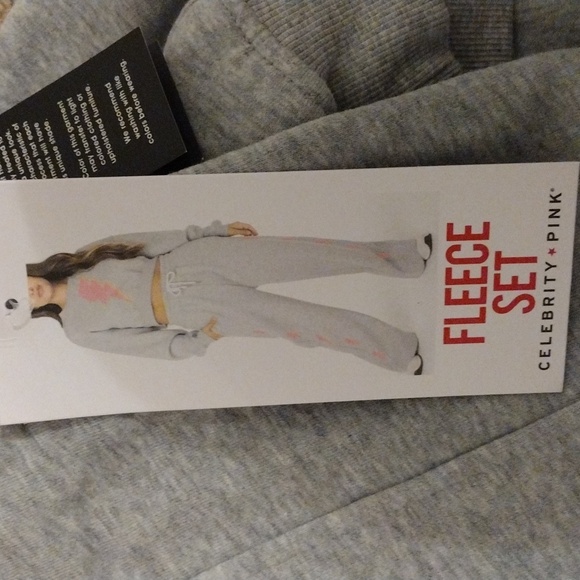 Celebrity Pink Juniors Set w/Sweater and Wide Leg Pants. - Picture 12 of 14